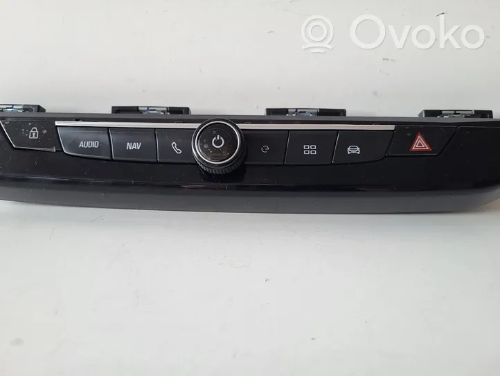 Opel Mokka B Radio/CD/DVD/GPS-pääyksikkö 