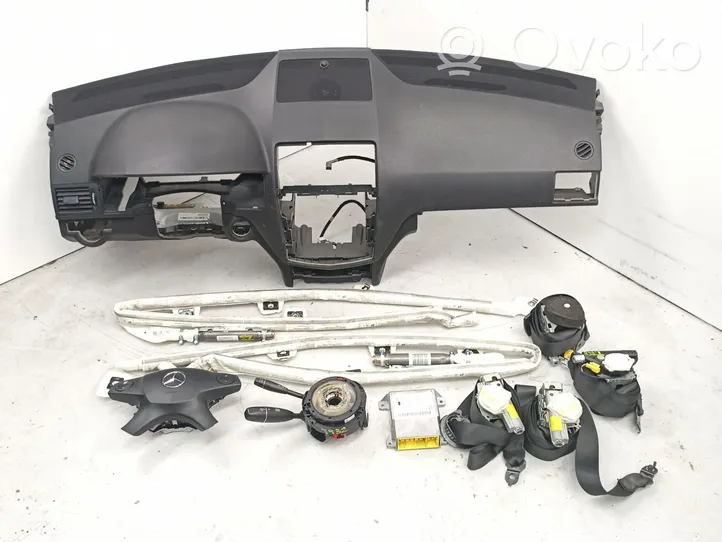 Mercedes-Benz CLK AMG A208 C208 Kit d’airbag A2046803787