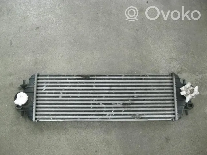 Opel Vivaro Radiateur de refroidissement 