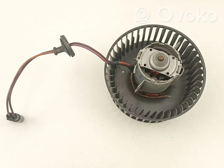 Ford Fiesta Ventola riscaldamento/ventilatore abitacolo 96FW18565AF