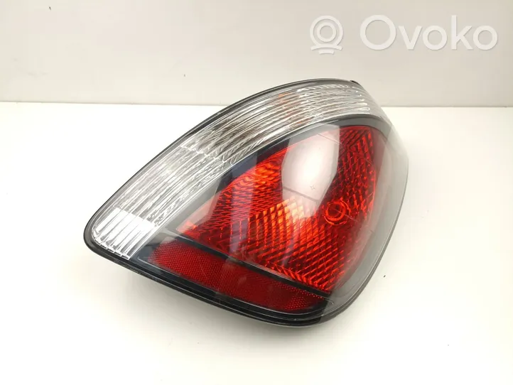 KIA Rio Lampa tylna 924021G210