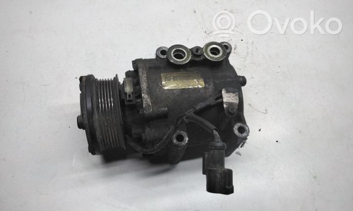 Ford Focus Ilmastointilaitteen kompressorin pumppu (A/C) YS4H19D629