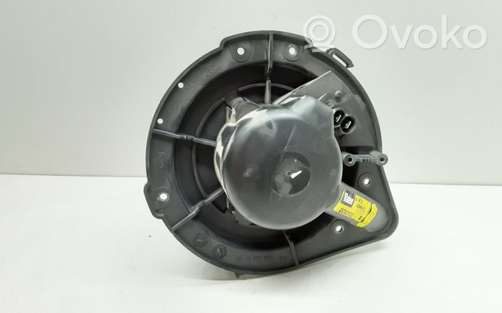 Volkswagen PASSAT B4 Heater fan/blower 357820021