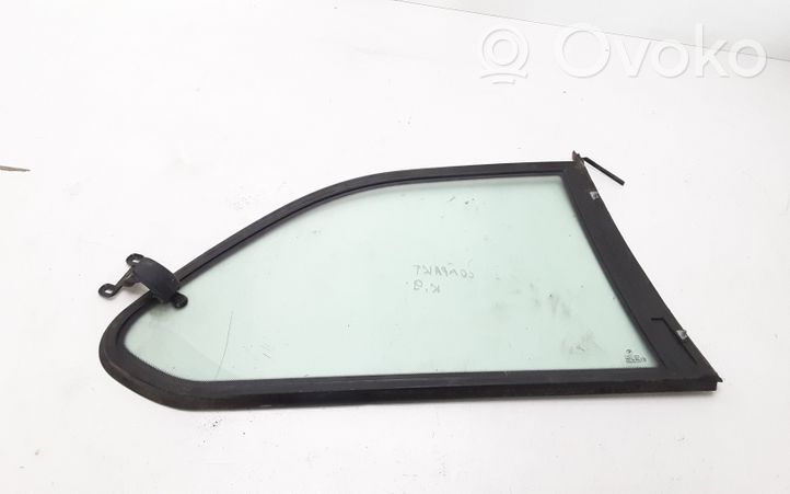 BMW 3 E36 Fenêtre latérale avant / vitre triangulaire 8146327