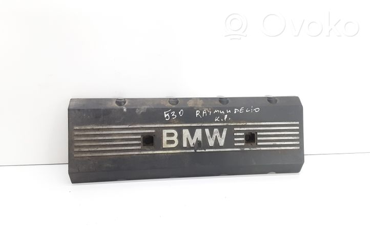 BMW 5 E34 Couvercle cache moteur 1736004