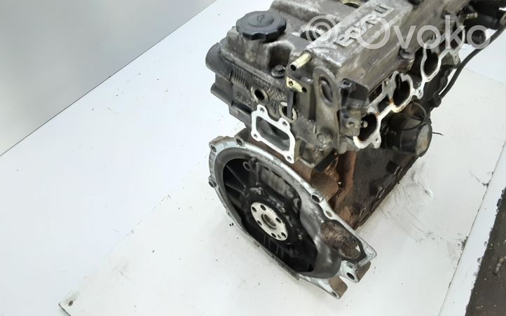 Mazda 626 Silnik / Komplet FS2