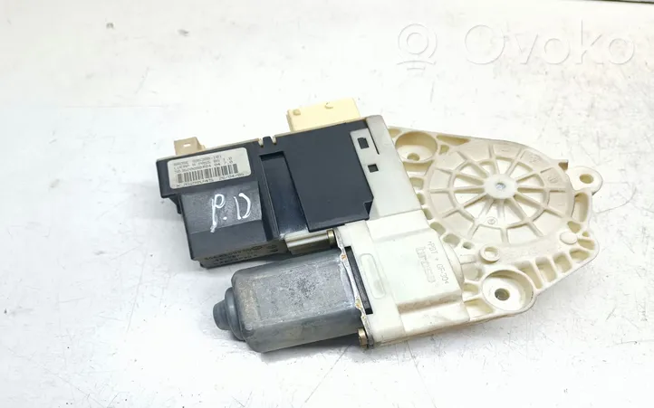 Citroen C4 I Moteur de lève-vitre de porte avant 997831101