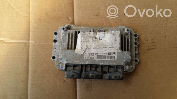 Citroen C4 I Moottorin ohjainlaite/moduuli 9665415880