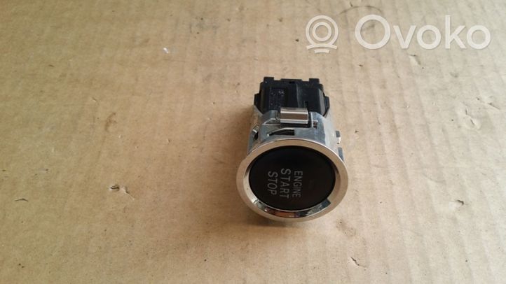 Toyota Corolla E120 E130 Interruttore a pulsante start e stop motore 6842W58B