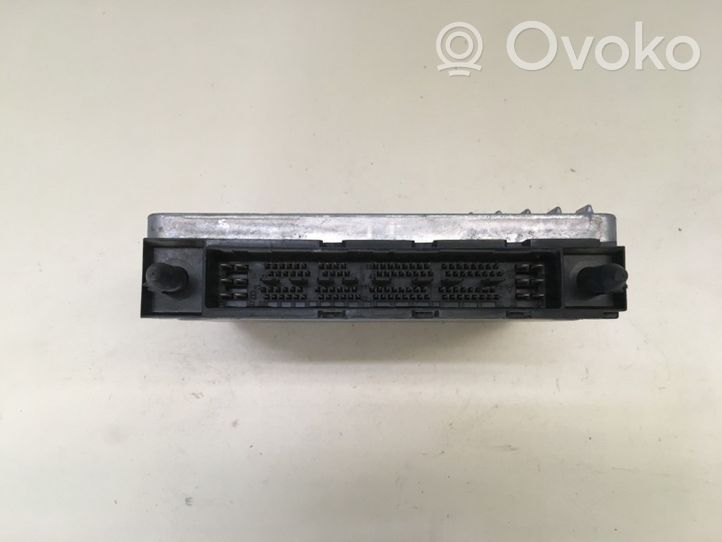 Volvo V70 Moottorin ohjainlaite/moduuli MB0797008890