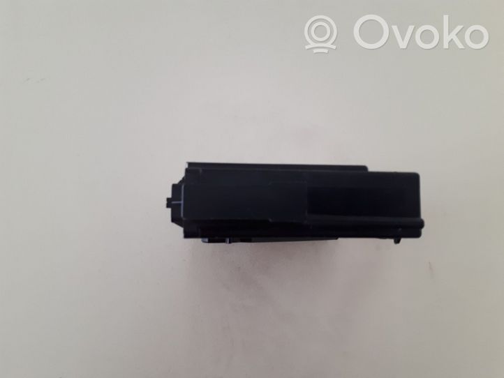 Opel Corsa C Module confort 