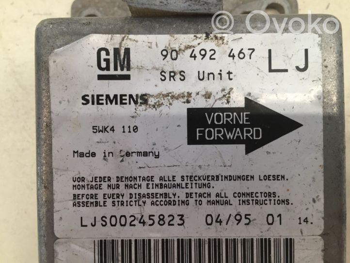 Opel Omega B2 Sterownik / Moduł Airbag 90492467