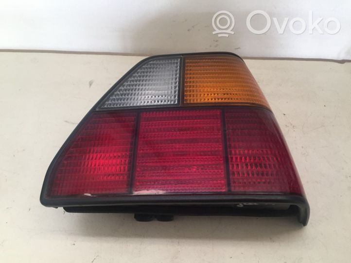 Volkswagen Golf II Lampa tylna 191945112