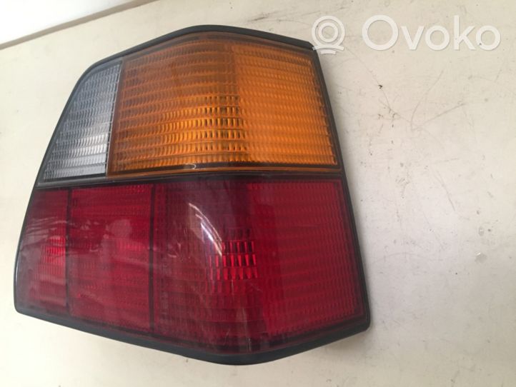 Volkswagen Golf II Lampa tylna 191945112