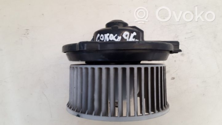 Toyota Corolla E90 Ventola riscaldamento/ventilatore abitacolo 1940000520