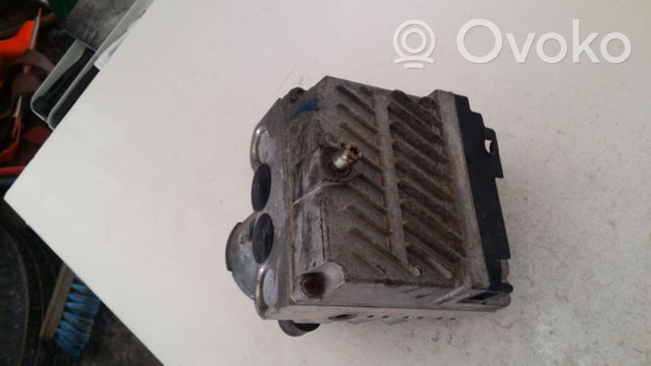 Mercedes-Benz Vito Viano W638 Pompe ABS A6384460214