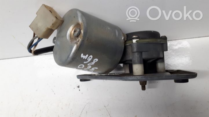 Volvo 340 -  360 Moteur d'essuie-glace LPH12X233