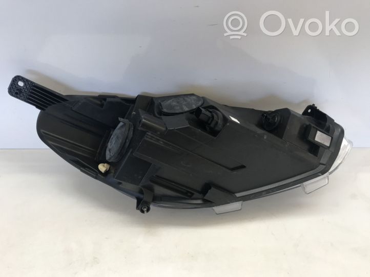 Ford Fiesta Lampa przednia H1BB13W030AE