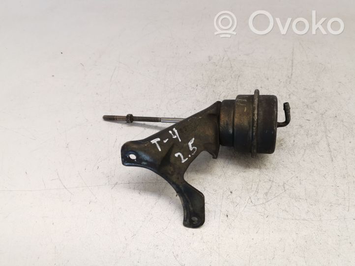 Volkswagen Transporter - Caravelle T4 Turbo system vacuum part 