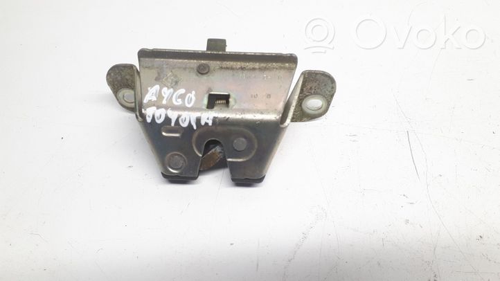 Toyota Aygo AB10 Blocco/chiusura/serratura del portellone posteriore/bagagliaio 693500H010