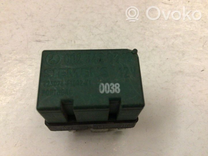 Mercedes-Benz C W202 Other relay 0025420319