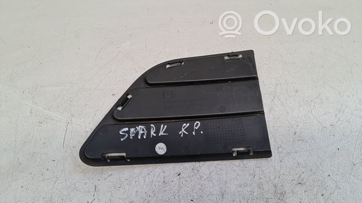 Chevrolet Spark Front bumper lower grill 96687211