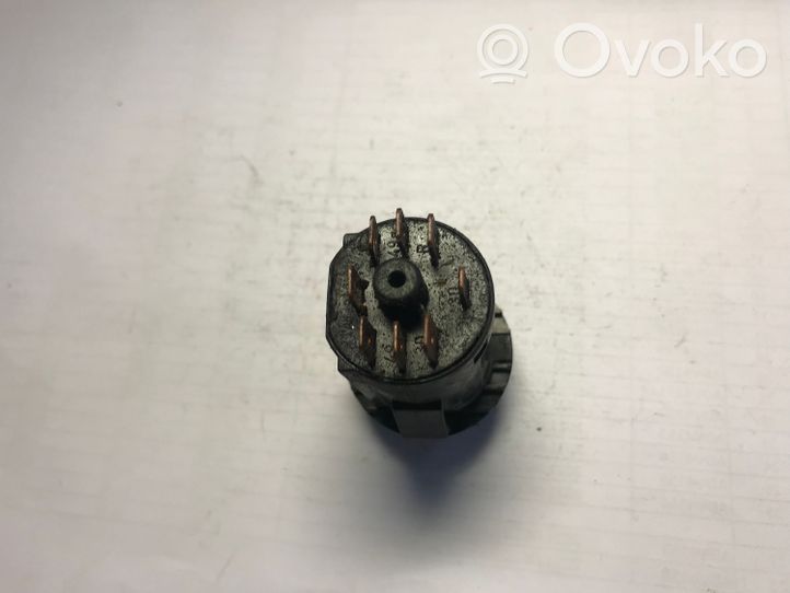 Opel Kadett E Botón interruptor de luz de peligro 90181853