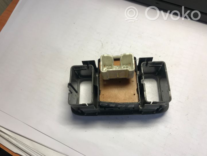 Toyota Yaris Wing mirror switch 