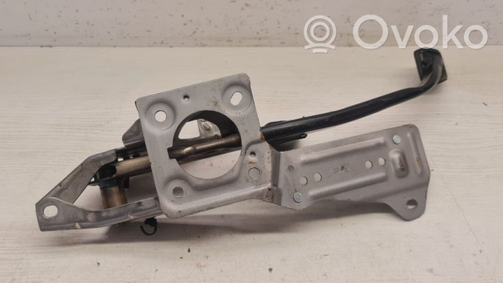 Ford C-MAX II Brake pedal AV612467AF