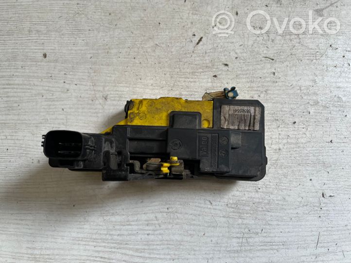 Volvo V70 Serratura portiera posteriore 8650554