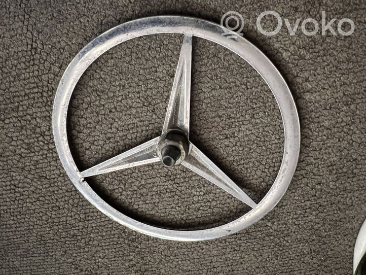 Mercedes-Benz W123 Logo, emblème de fabricant 1237580158