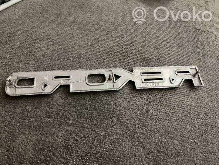 Opel Rekord E2 Manufacturers badge/model letters 90046484