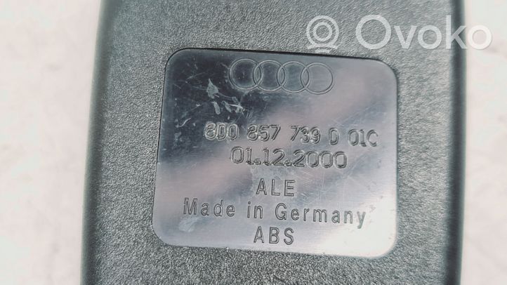 Audi A6 S6 C5 4B Klamra środkowego pasa bezpieczeństwa fotela tylnego 8D0857739D