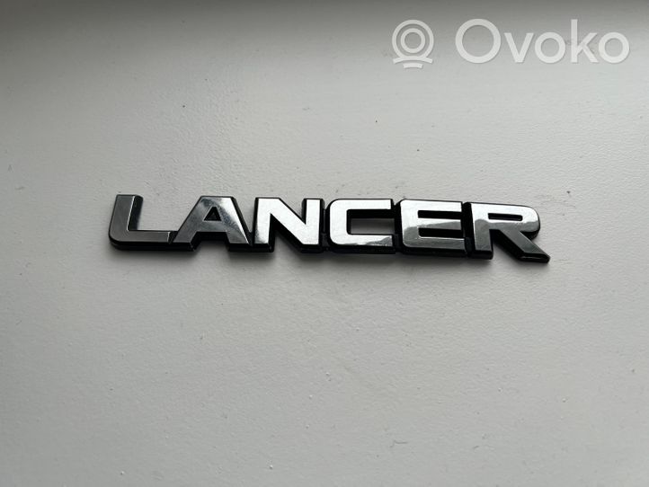 Mitsubishi Lancer Logo, emblème de fabricant 