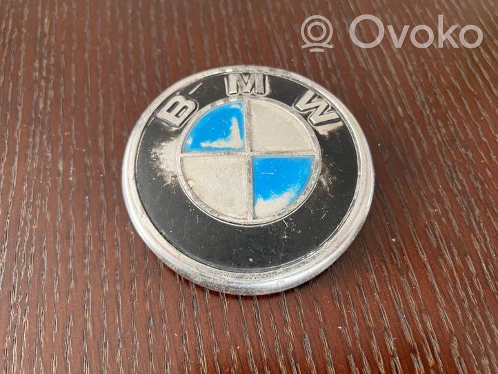 BMW 3 E30 Ražotāja plāksnīte / modeļa burti 18138332