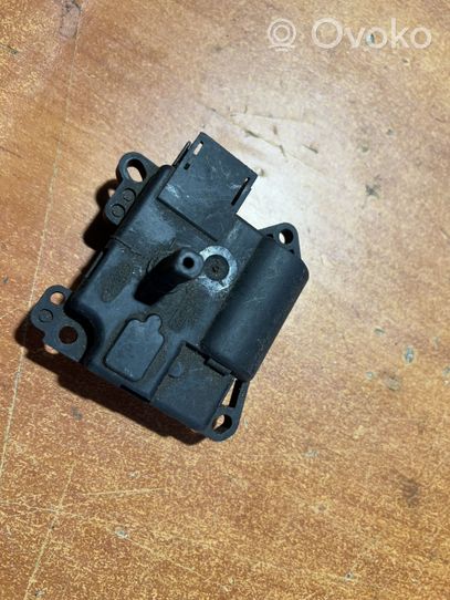 Ford Focus Attuatore/motore della valvola del collettore di aspirazione XS4H19E616AB