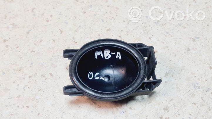 Mercedes-Benz A W169 Cache-poussière de phare avant 1305239192