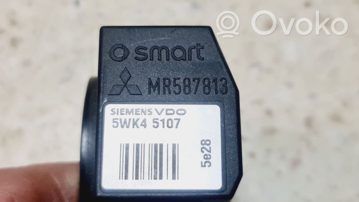 Mitsubishi Colt Immobiliser reader (aerial) MR587813