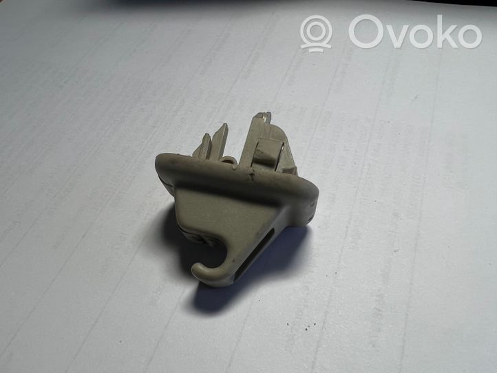 Volvo V70 Sun visor clip/hook/bracket 3572