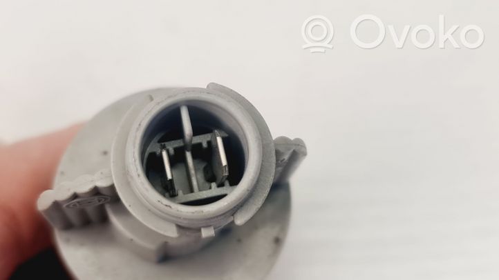 Audi A4 S4 B5 8D Element lampy przedniej 3B0953123B