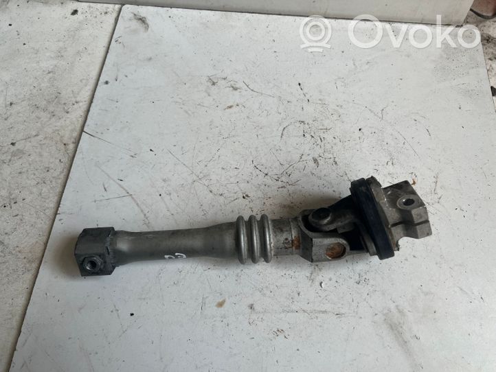 Mercedes-Benz C W203 Joint de cardan colonne de direction A2034620278