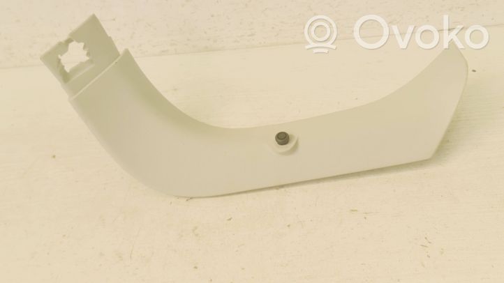 Renault Megane III Tailgate trim 909020005R