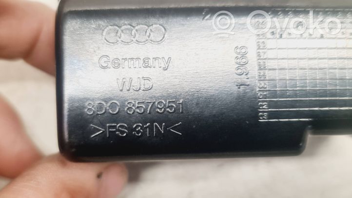 Audi A4 S4 B5 8D Cendrier avant 8D0857951