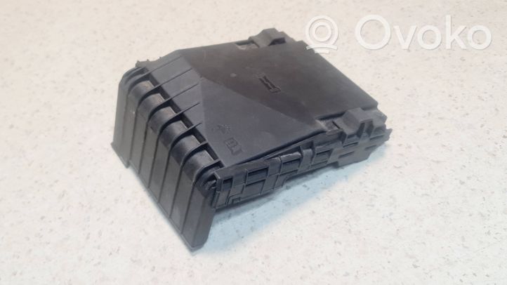 Audi A3 S3 A3 Sportback 8P Fuse box cover 1K0937132F