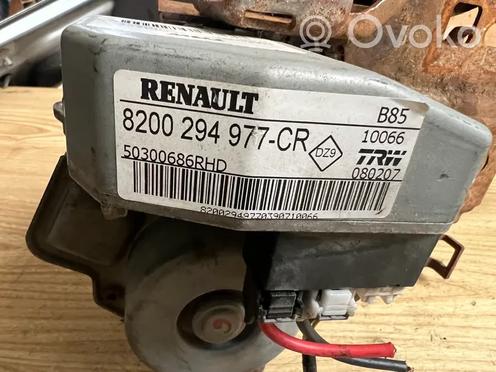 Renault Clio III Vairo stiprintuvas (elektrinis) 8200294977CR