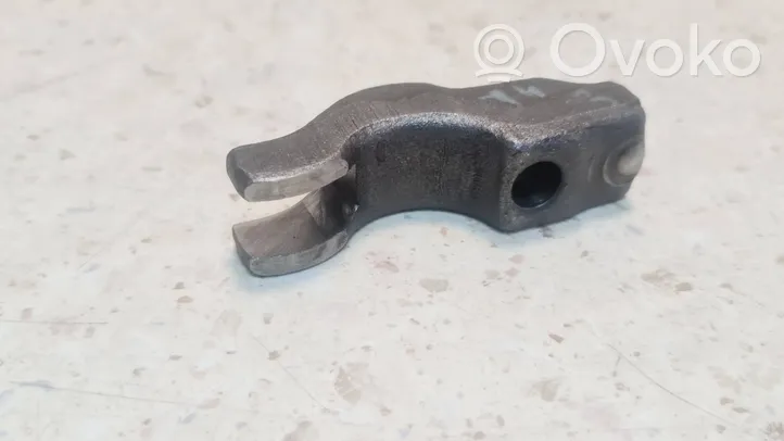 Opel Astra H Fuel Injector clamp holder P3