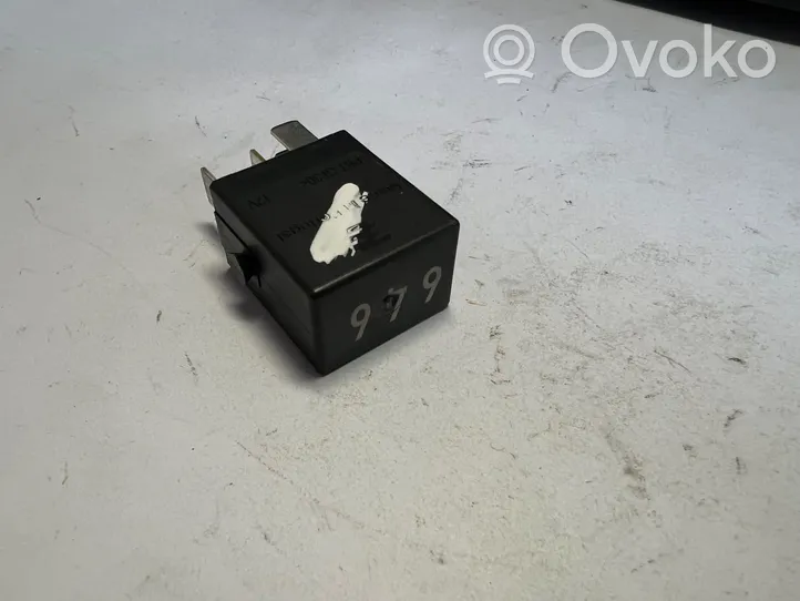 Volkswagen Tiguan Other relay 4H0951253C