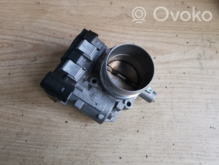 Volkswagen Tiguan Throttle valve 03C133062AA