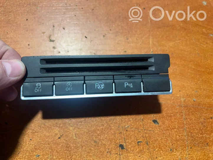 Volkswagen Tiguan A set of switches 5N1927132T