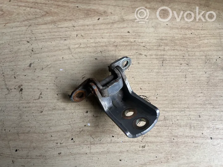 Nissan Almera N16 Rear door lower hinge 